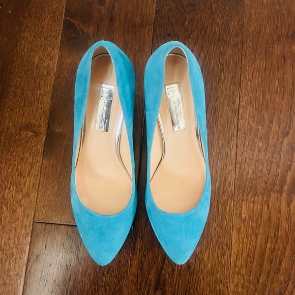 Beautiful size 7.5 blue leather INC heels - Picture 3 of 9